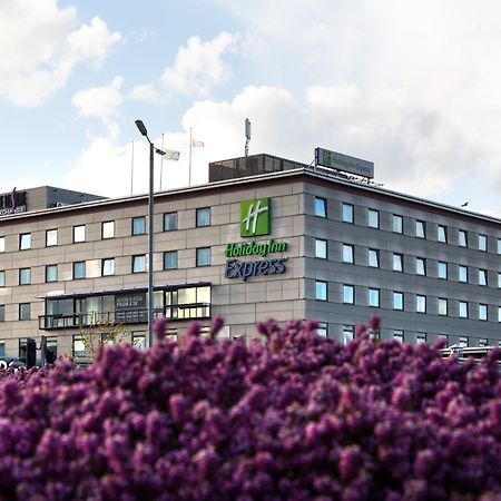 Holiday Inn Express Bradford City Centre By Ihg Екстер'єр фото
