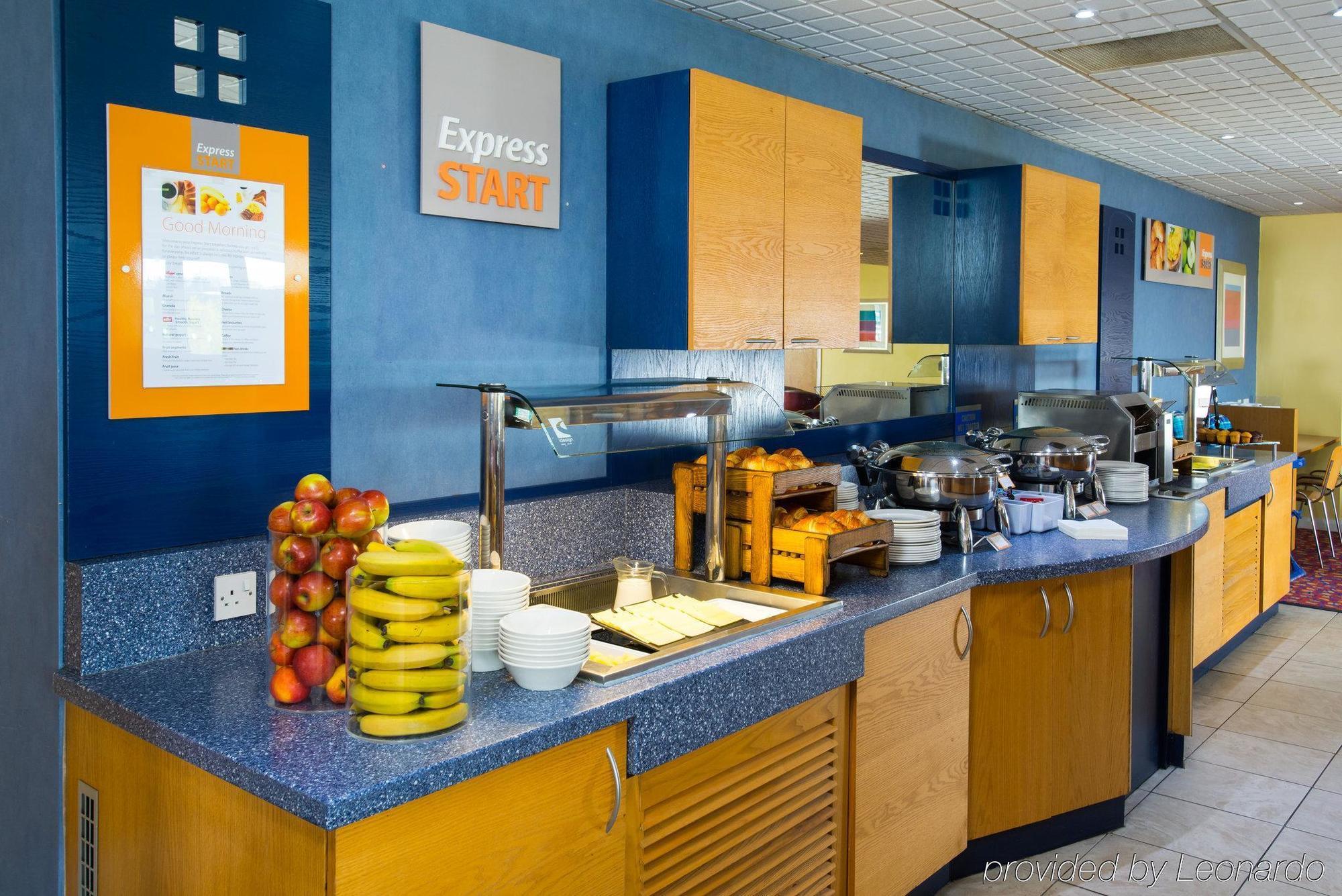 Holiday Inn Express Bradford City Centre By Ihg Екстер'єр фото