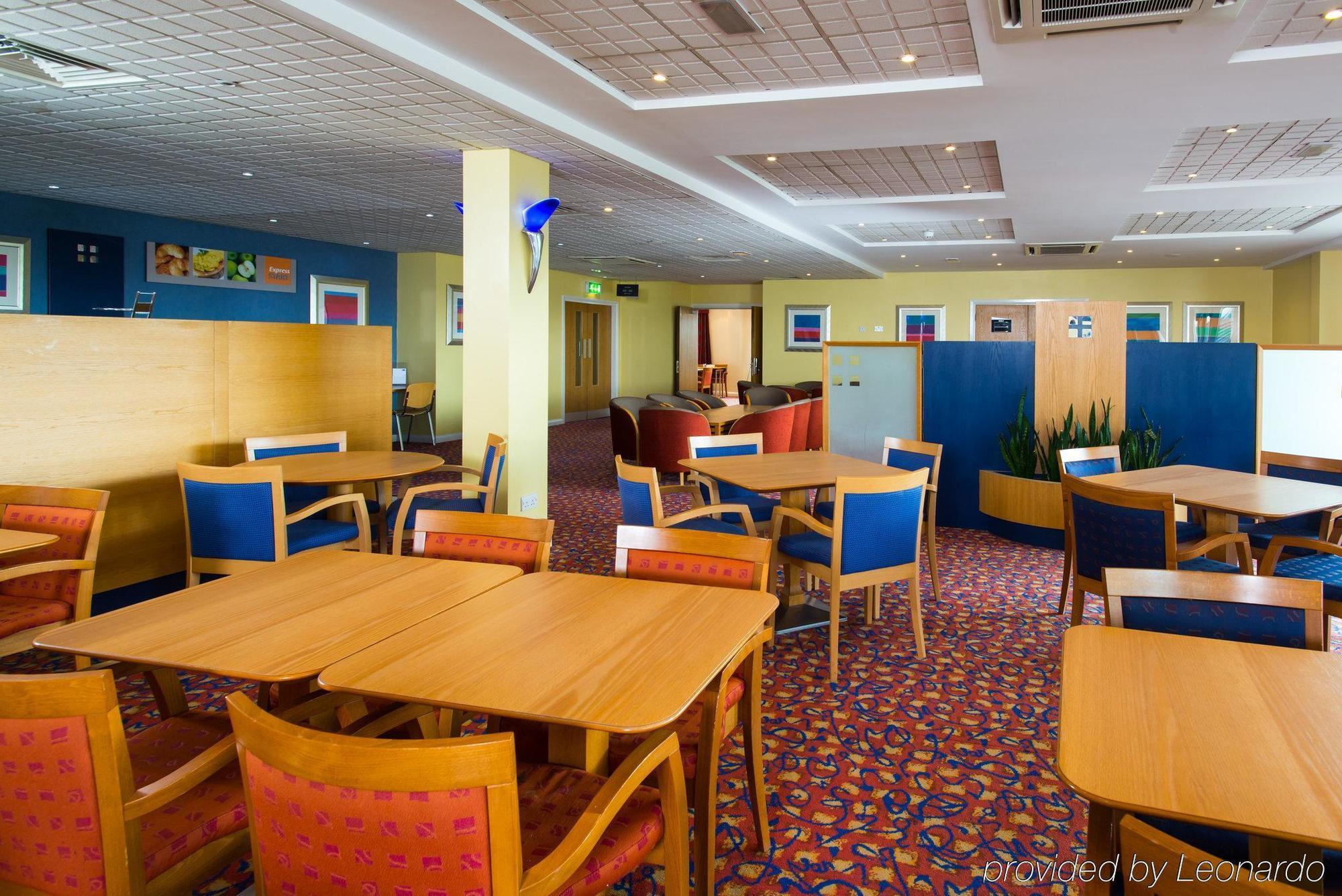 Holiday Inn Express Bradford City Centre By Ihg Екстер'єр фото
