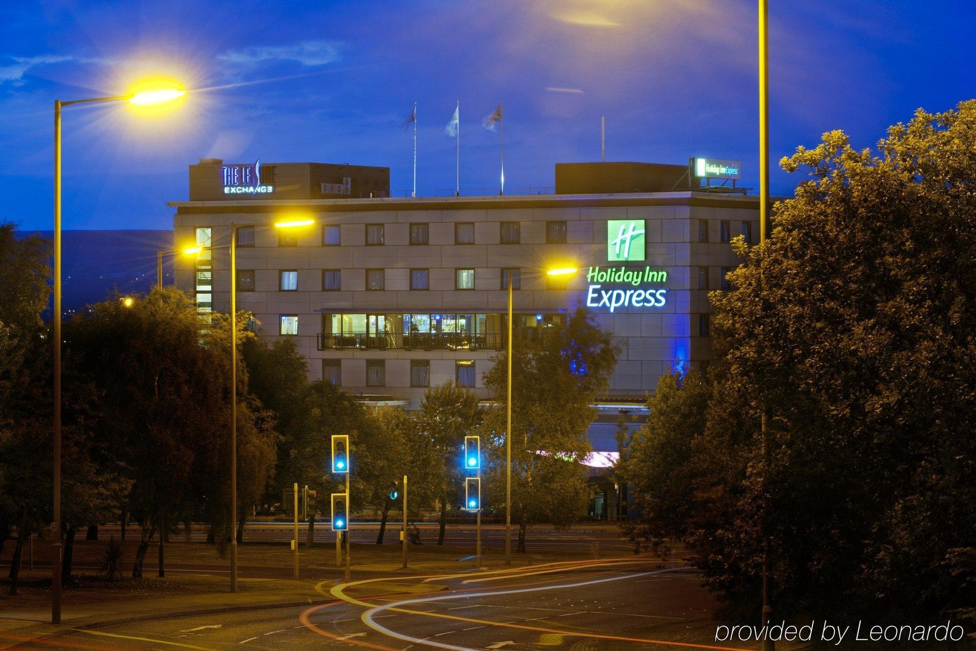 Holiday Inn Express Bradford City Centre By Ihg Екстер'єр фото