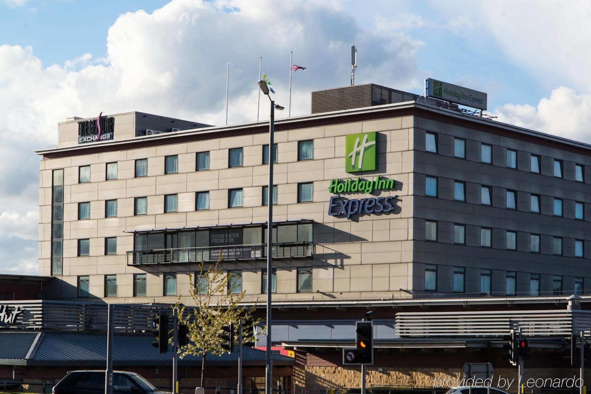 Holiday Inn Express Bradford City Centre By Ihg Екстер'єр фото