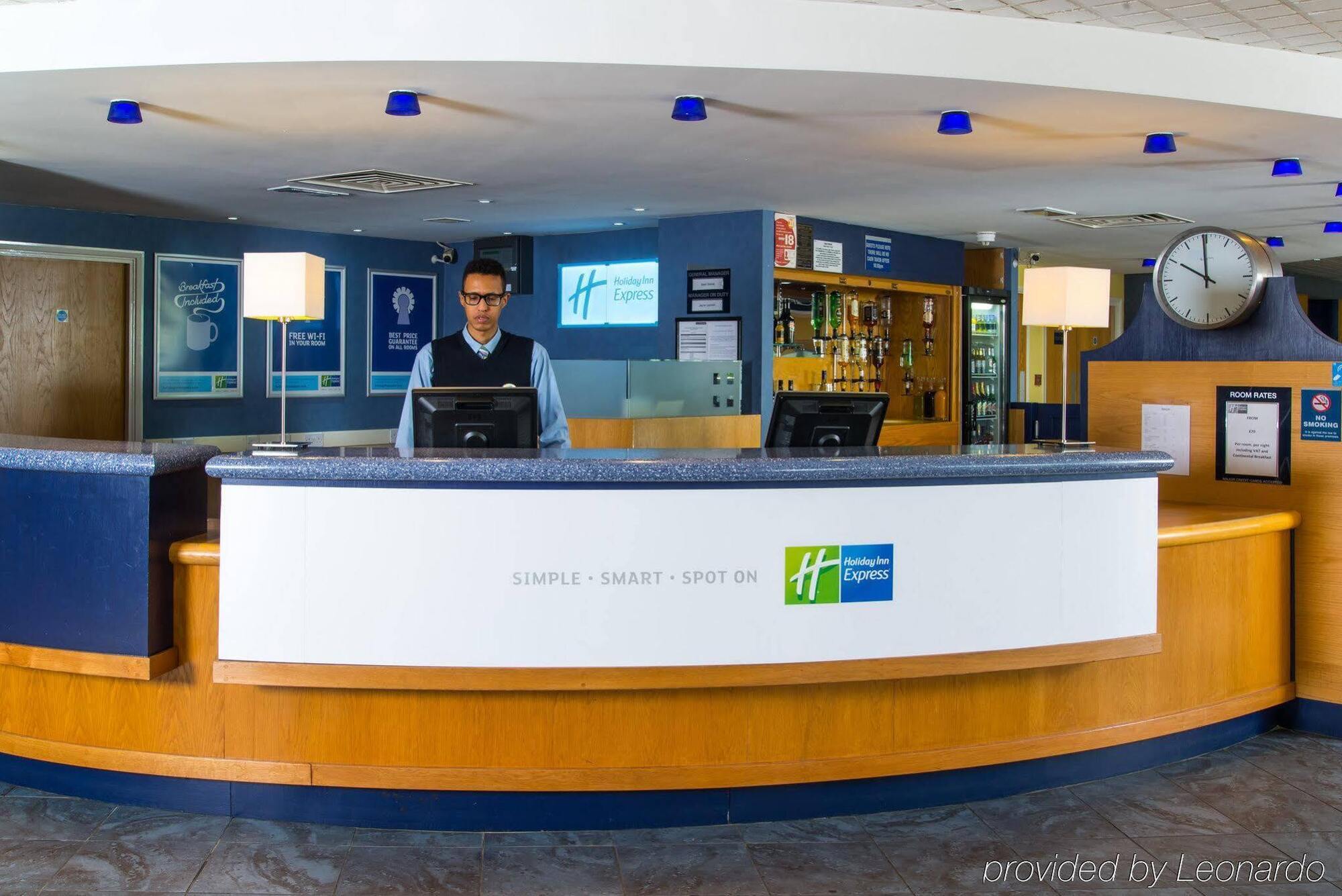 Holiday Inn Express Bradford City Centre By Ihg Екстер'єр фото